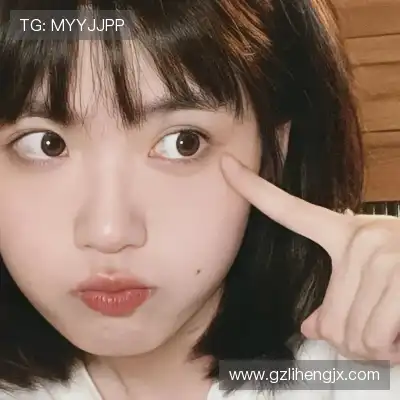 华熙皎